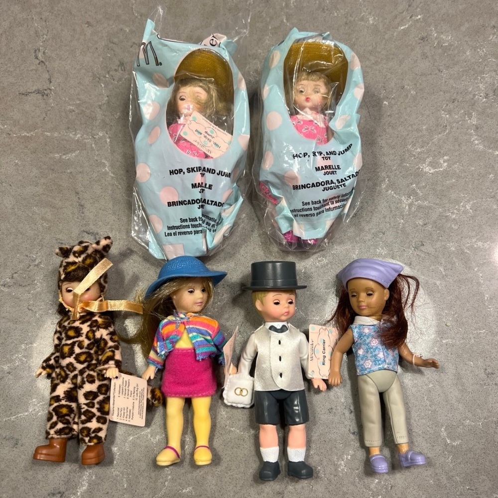 Madame Alexander Dolls - Lot of 6